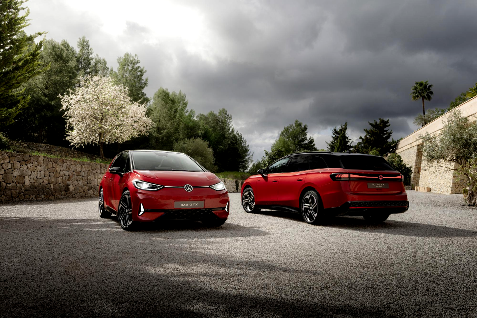 Volkswagen presenta dos nuevos modelos eléctricos deportivos, el ID.3 GTX y el ID.7 GTX Tourer